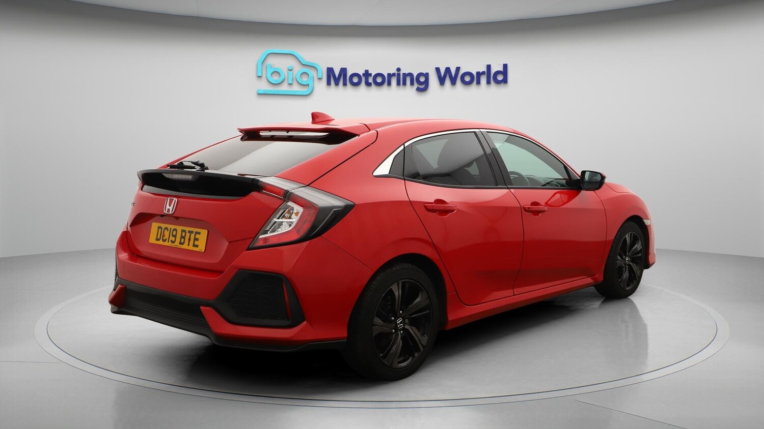 Used Honda Civic 2019 for sale - 76388739: Photo 8