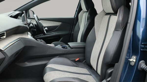 Used Peugeot 3008 2021 for sale - 76201119: Photo 15