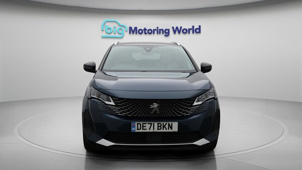 Used Peugeot 3008 2021 for sale - 76201119: Photo 3