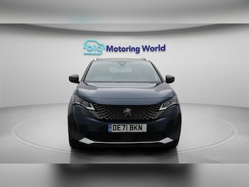Used Peugeot 3008 2021 for sale - 76201119: Photo 3
