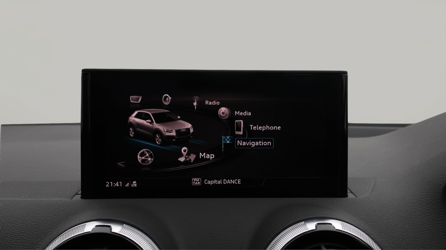 Used Audi Q2 2023 for sale - 77630723: Photo 11