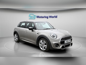 Used MINI Hatch 2019 for sale - 78011833: Photo