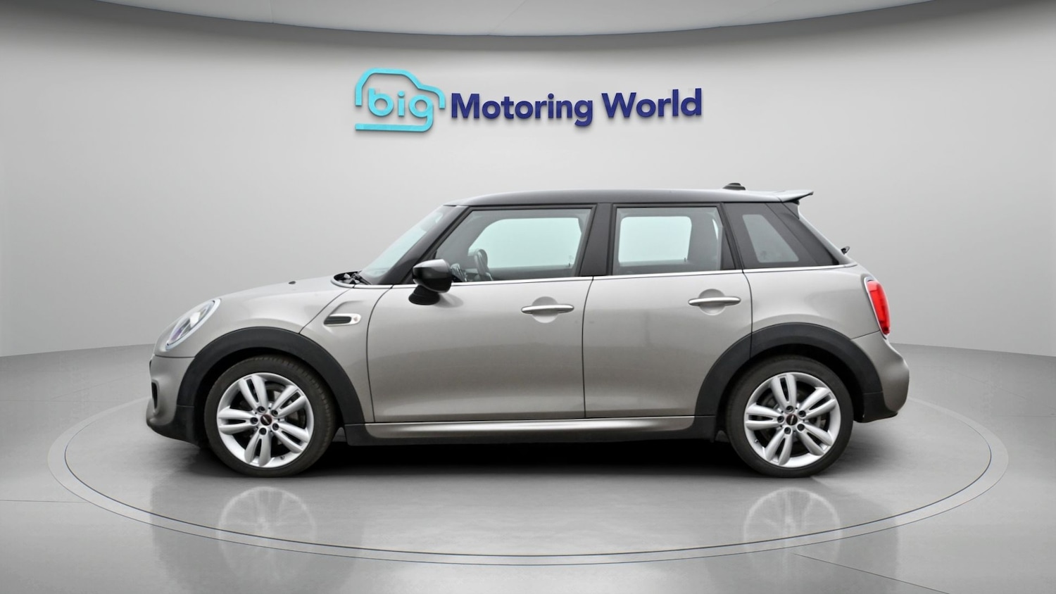 Used MINI Hatch 2019 for sale - 78011833: Photo 4