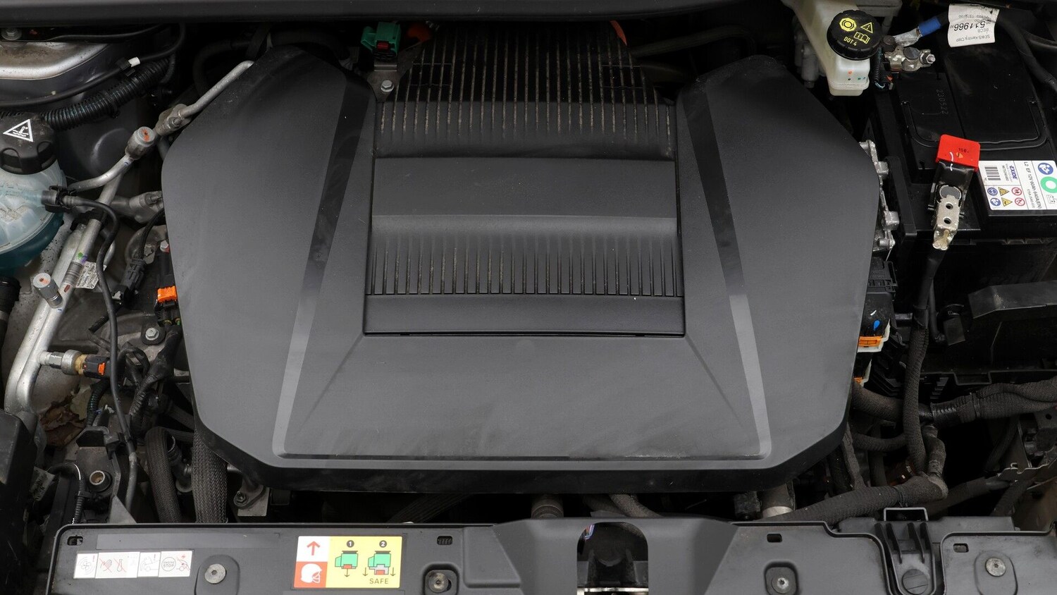 Used Peugeot E-2008 for sale - 77365495: Photo 19