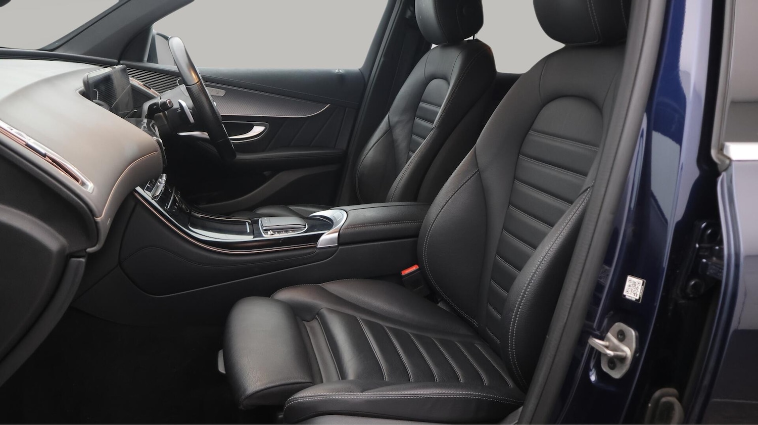 Used Mercedes-Benz EQC 2021 for sale - 76539059: Photo 15