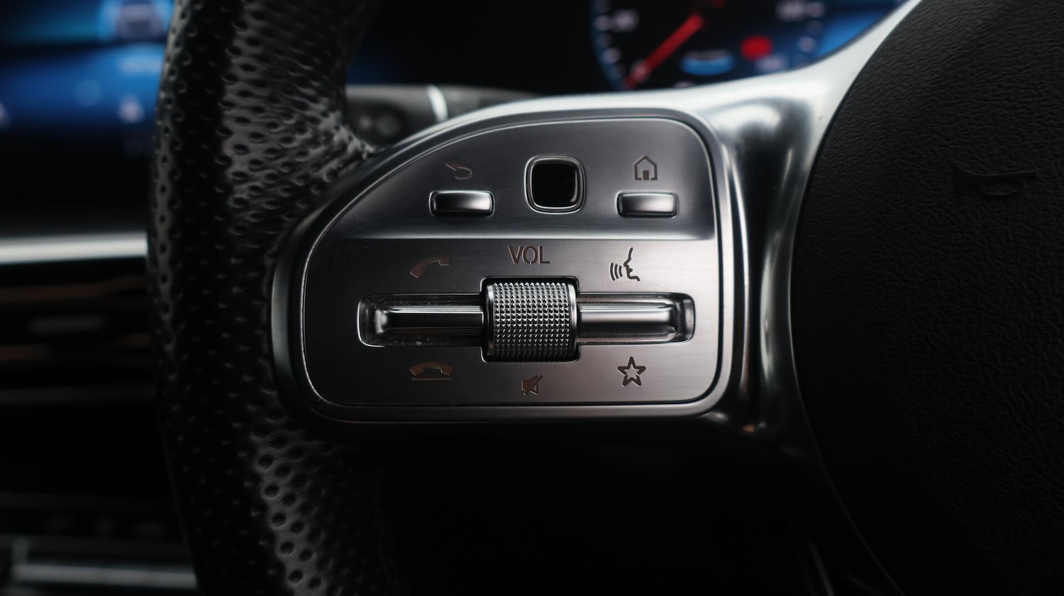 Used Mercedes-Benz EQC 2021 for sale - 76539059: Photo 25