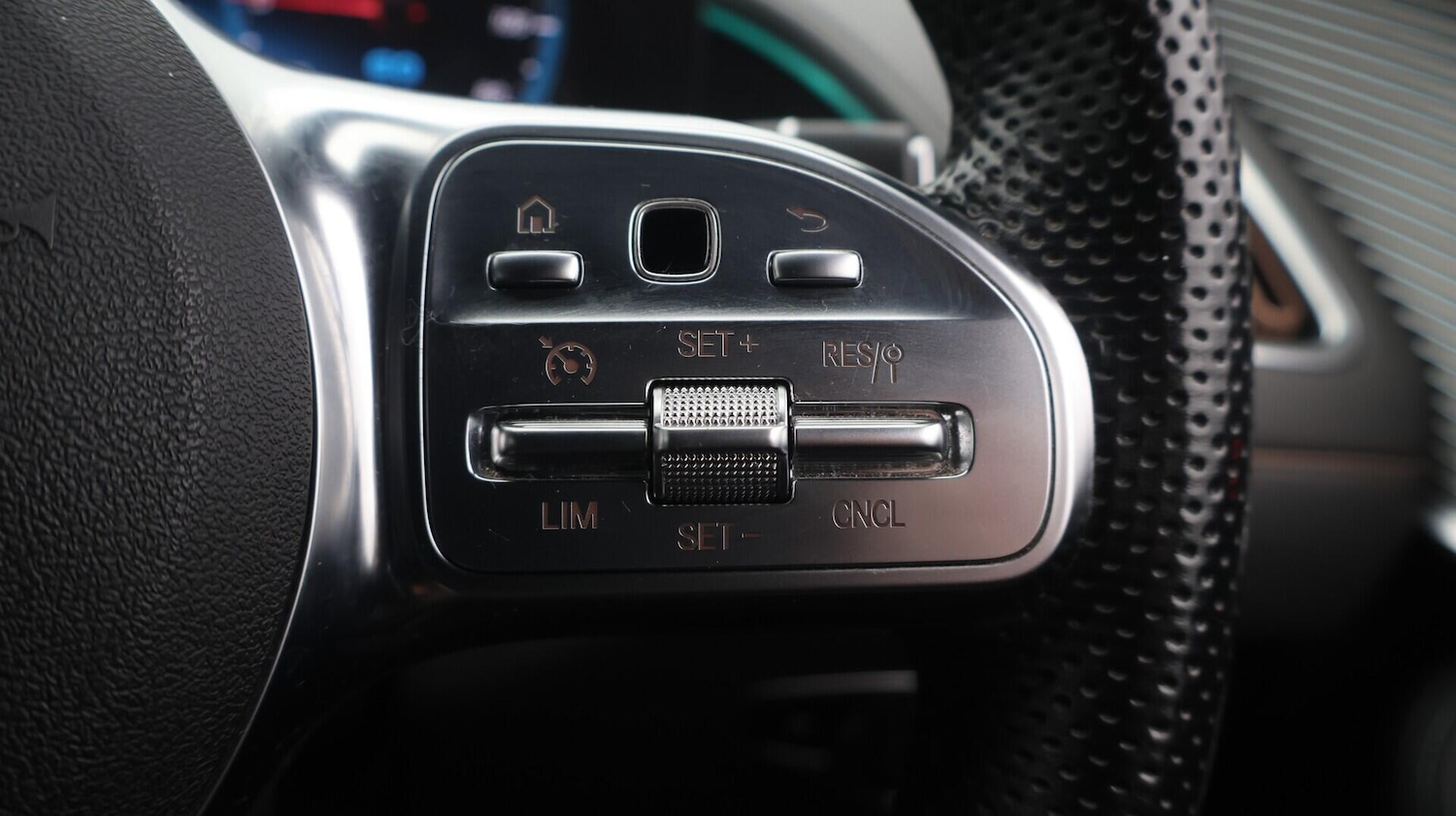 Used Mercedes-Benz EQC 2021 for sale - 76539059: Photo 26