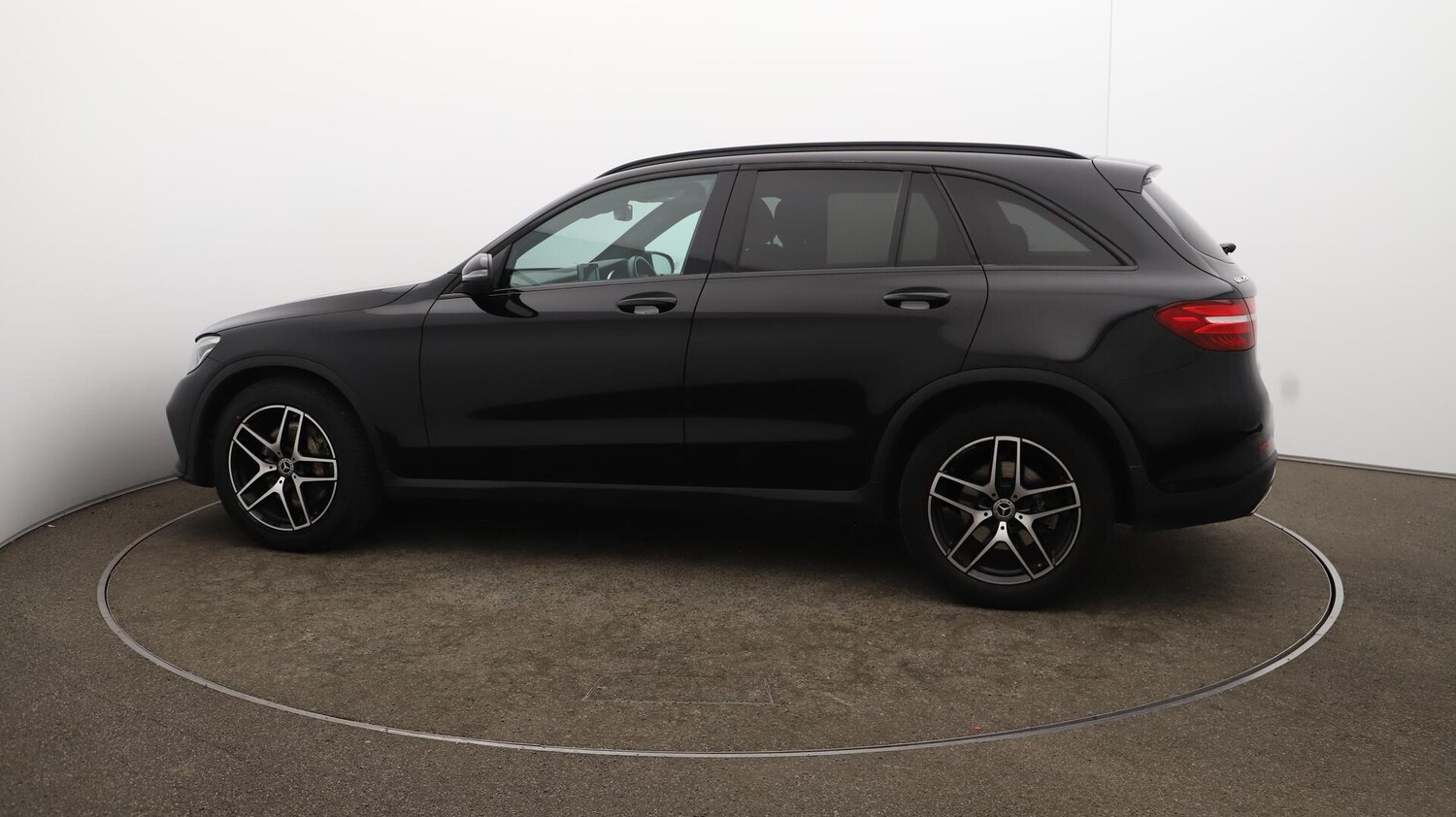 Used Mercedes-Benz GLC 2019 for sale - 76167194: Photo 62