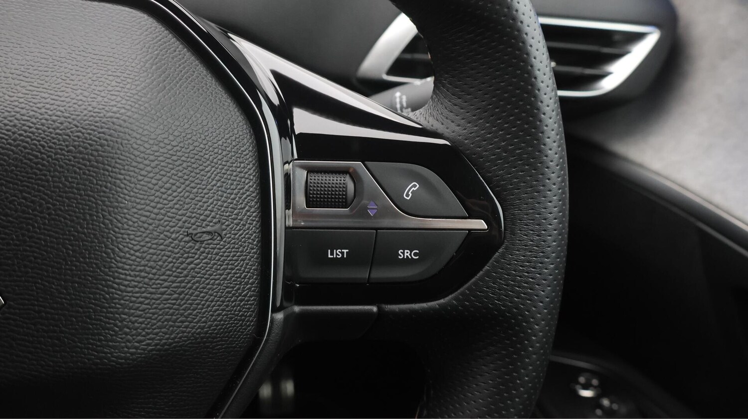 Used Peugeot 5008 2022 for sale - 76522426: Photo 28