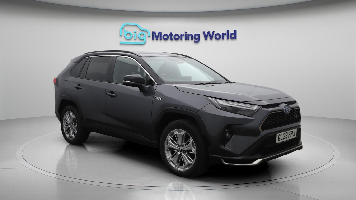 Used Toyota RAV4 2023 for sale - 76151380: Photo 2