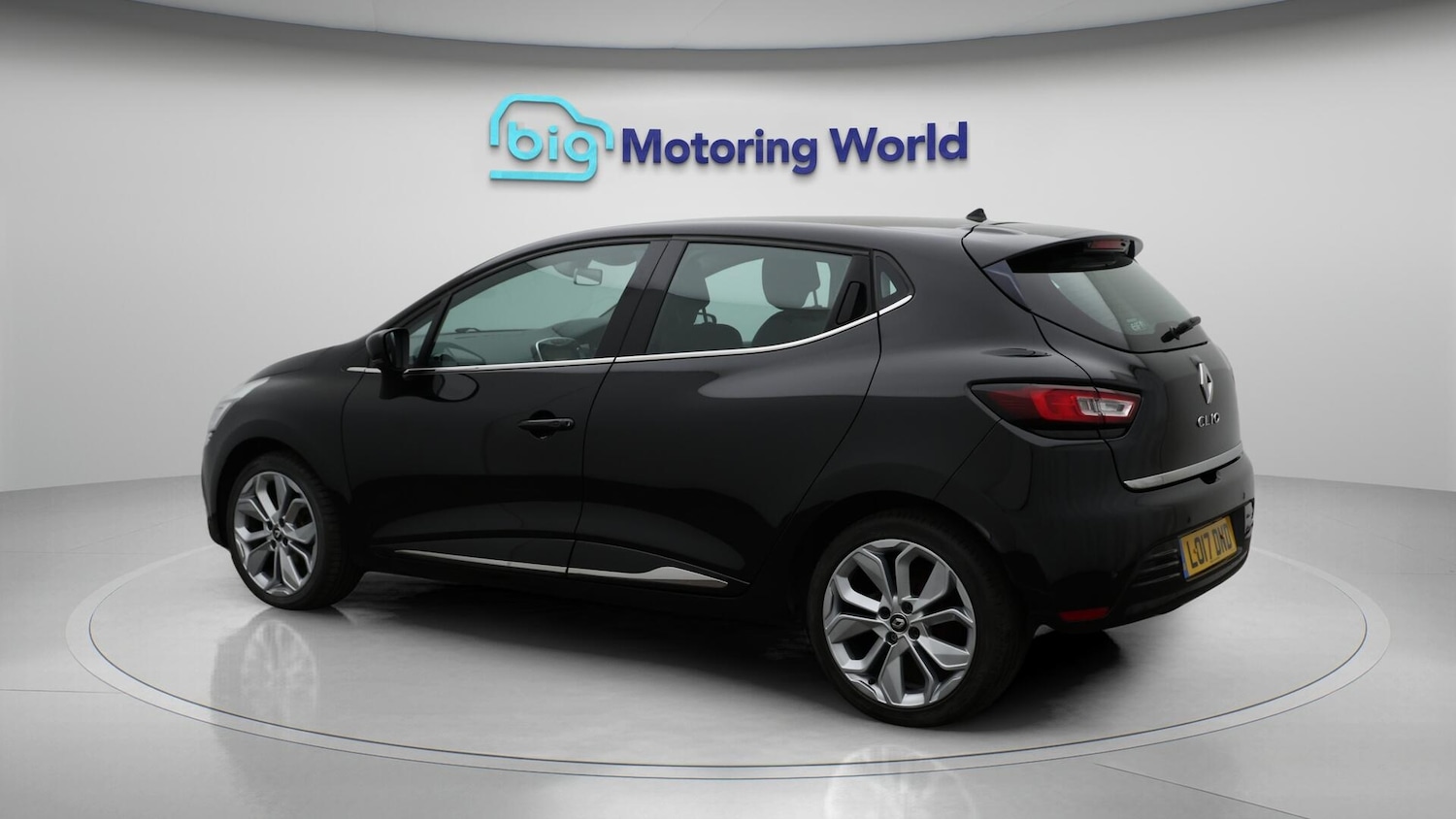 Used Renault Clio 2017 for sale - 76381337: Photo 5