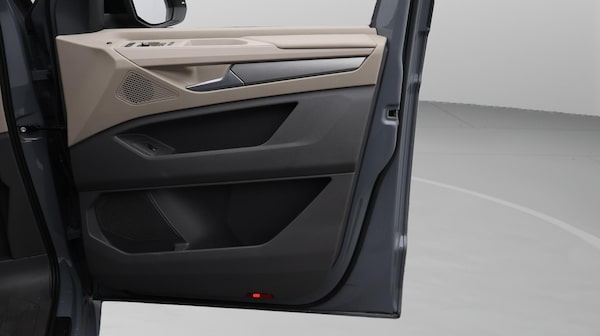 Used Volkswagen Multivan 2023 for sale - 76188919: Photo 16