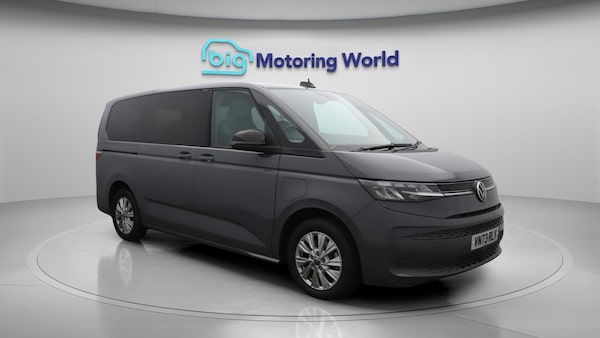 Used Volkswagen Multivan 2023 for sale - 76188919: Photo 2