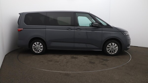 Used Volkswagen Multivan 2023 for sale - 76188919: Photo 53