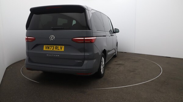 Used Volkswagen Multivan 2023 for sale - 76188919: Photo 60