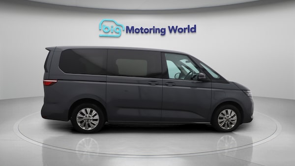 Used Volkswagen Multivan 2023 for sale - 76188919: Photo 9
