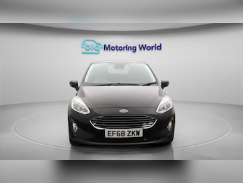Used Ford Fiesta 2018 for sale - 75401228: Photo