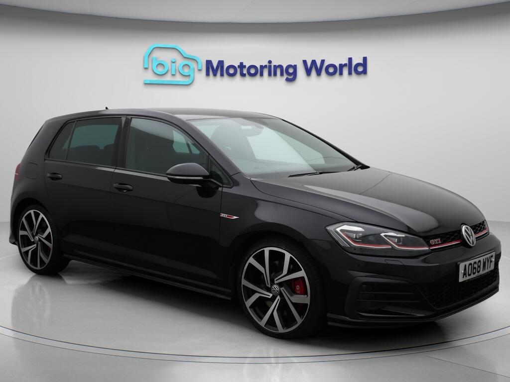 Used Volkswagen Golf 2018 for sale - 76572576: Photo 1