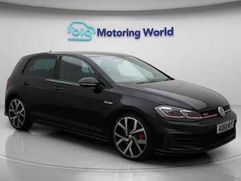 Volkswagen - Golf