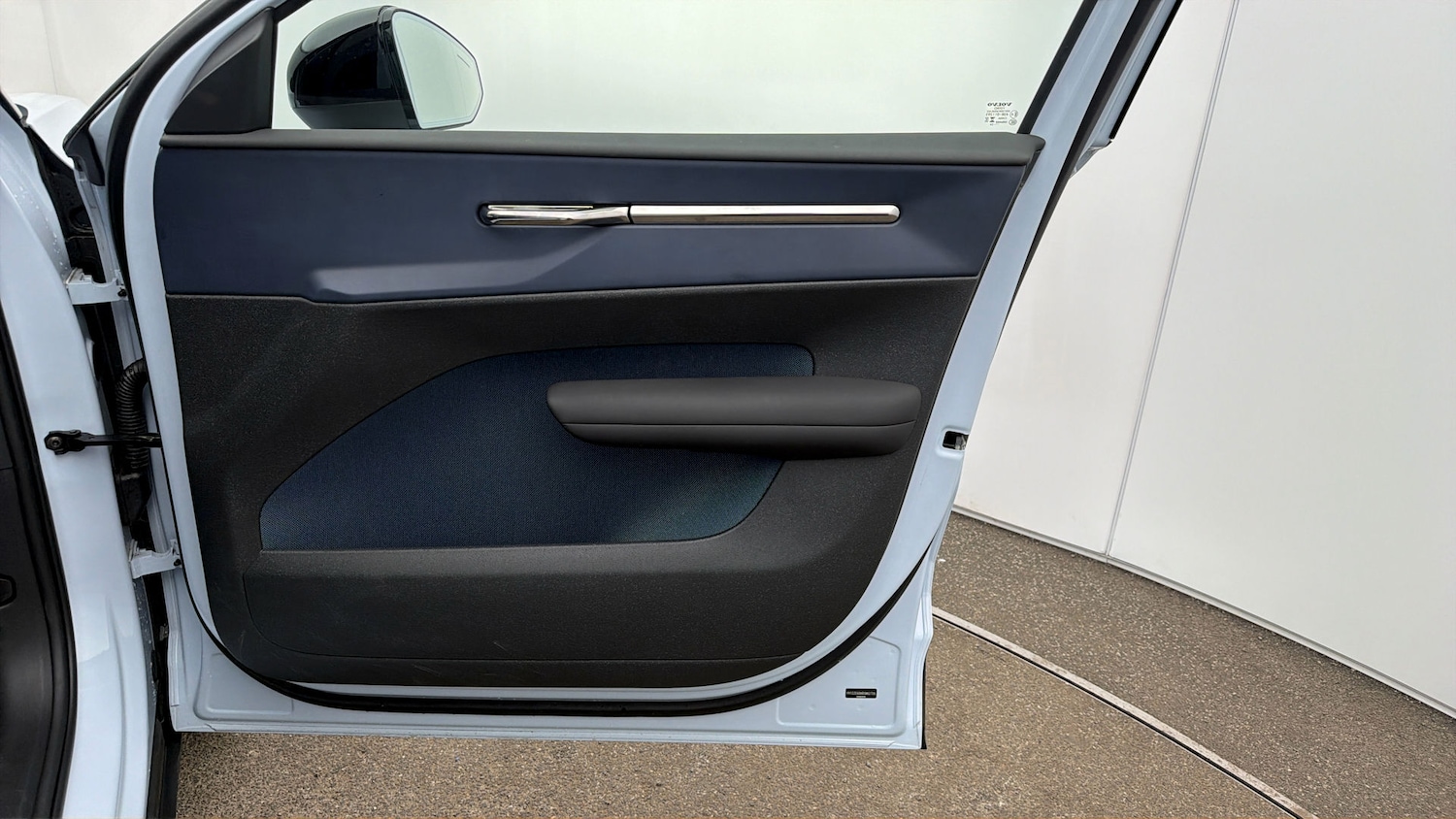 Used Volvo EX30 2024 for sale - 77983677: Photo 14