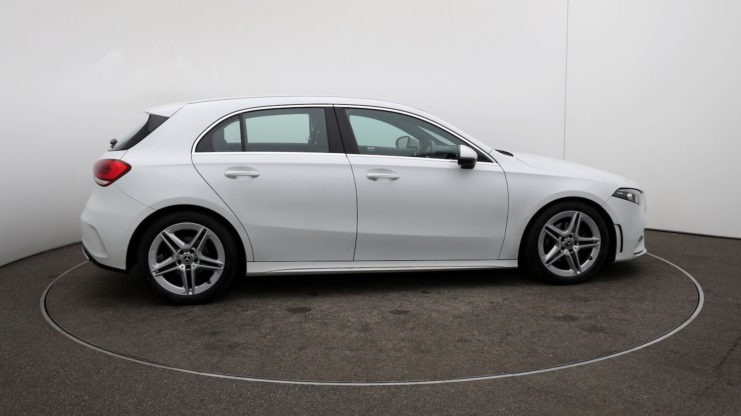Used Mercedes-Benz A-Class 2019 for sale - 76809789: Photo 42