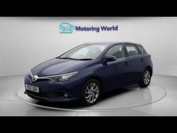 Used Toyota Auris 2017 for sale - 74033099: Photo