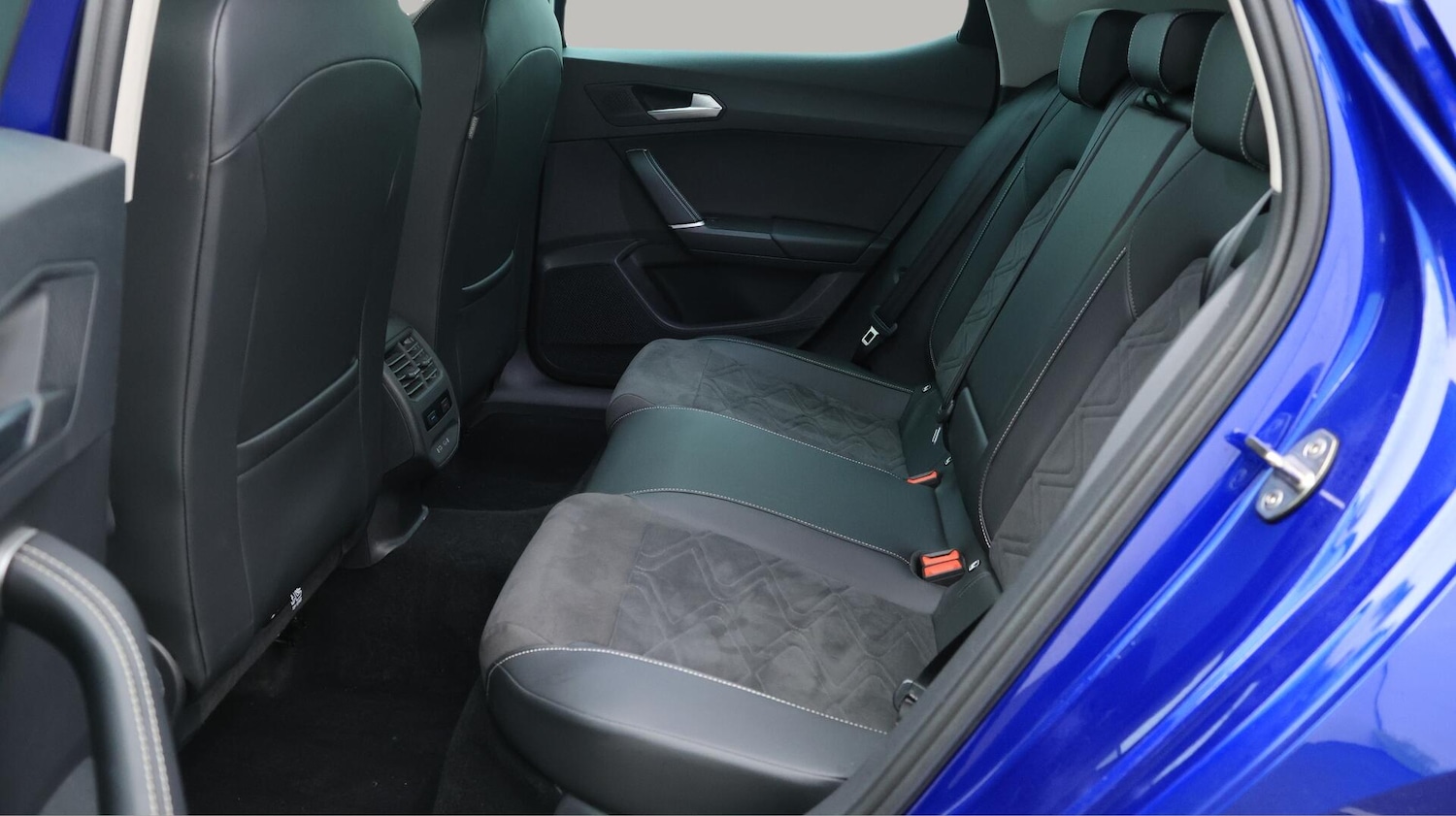 Used SEAT Leon 2021 for sale - 76042101: Photo 17