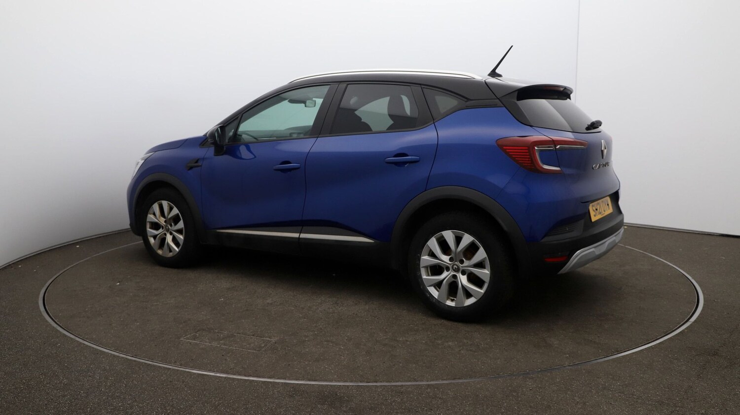Used Renault Captur for sale - 76810433: Photo 12