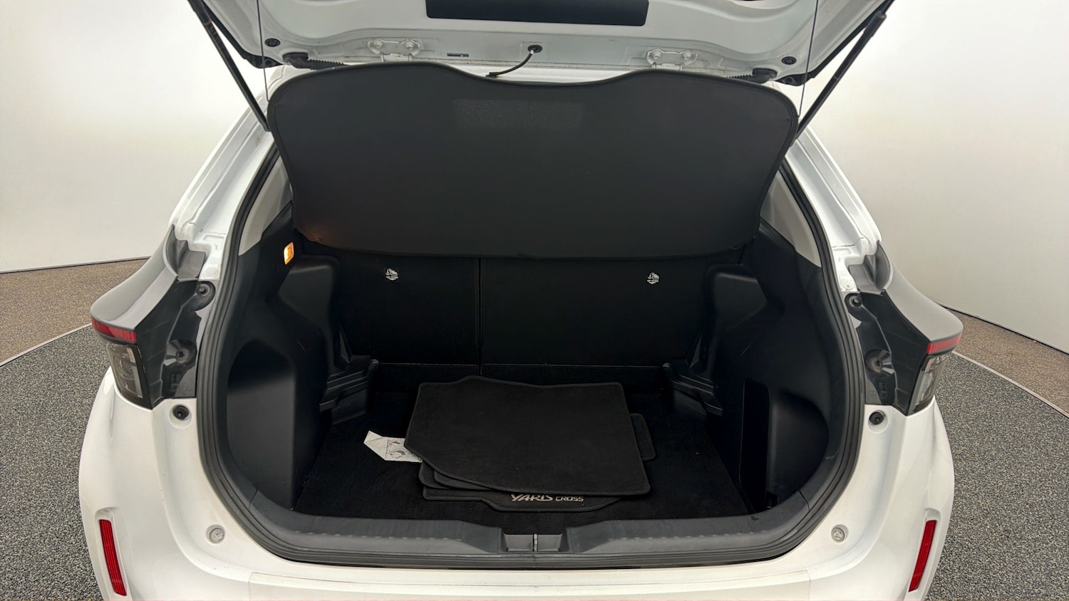 Used Toyota Yaris Cross 2022 for sale - 78177292: Photo 16