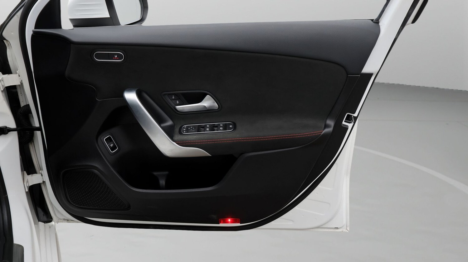 Used Mercedes-Benz A-Class 2019 for sale - 77651612: Photo 15