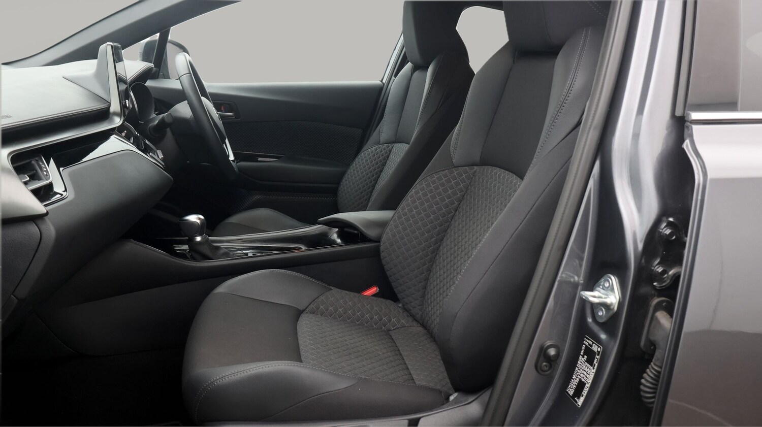 Used Toyota C-HR 2023 for sale - 77364178: Photo 14