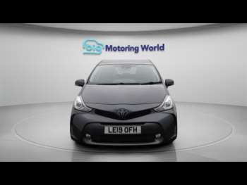 Used Toyota Prius+ 2019 for sale - 74945572: Photo