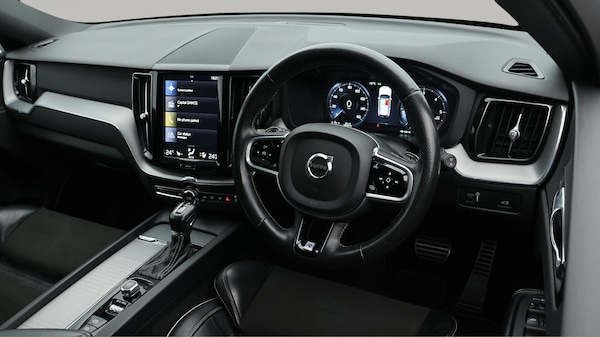 Used Volvo XC60 2018 for sale - 76295225: Photo 10