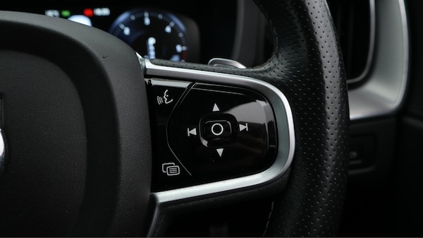 Used Volvo XC60 2018 for sale - 76295225: Photo 25