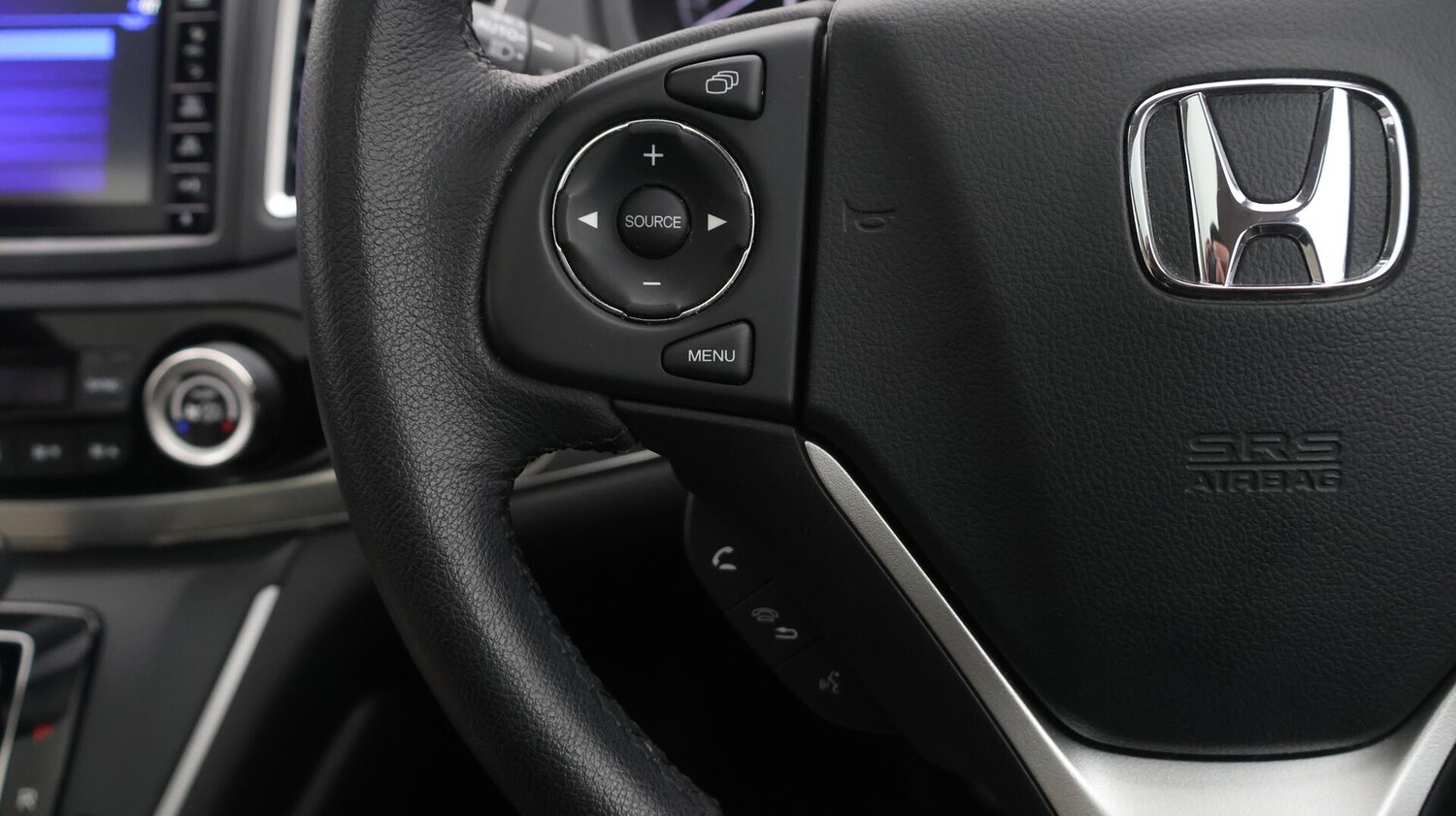 Used Honda CR-V 2017 for sale - 76399177: Photo 25