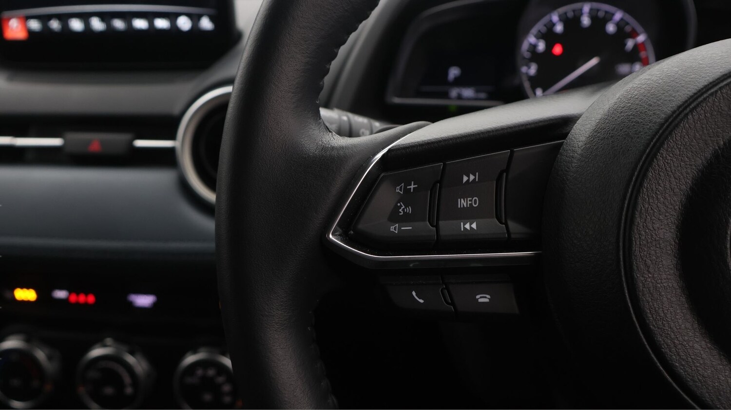 Used Mazda Mazda2 2023 for sale - 77310410: Photo 22