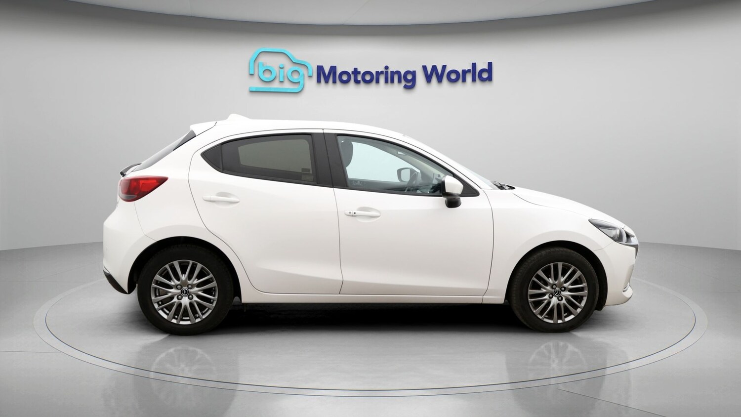 Used Mazda Mazda2 2023 for sale - 77310410: Photo 8