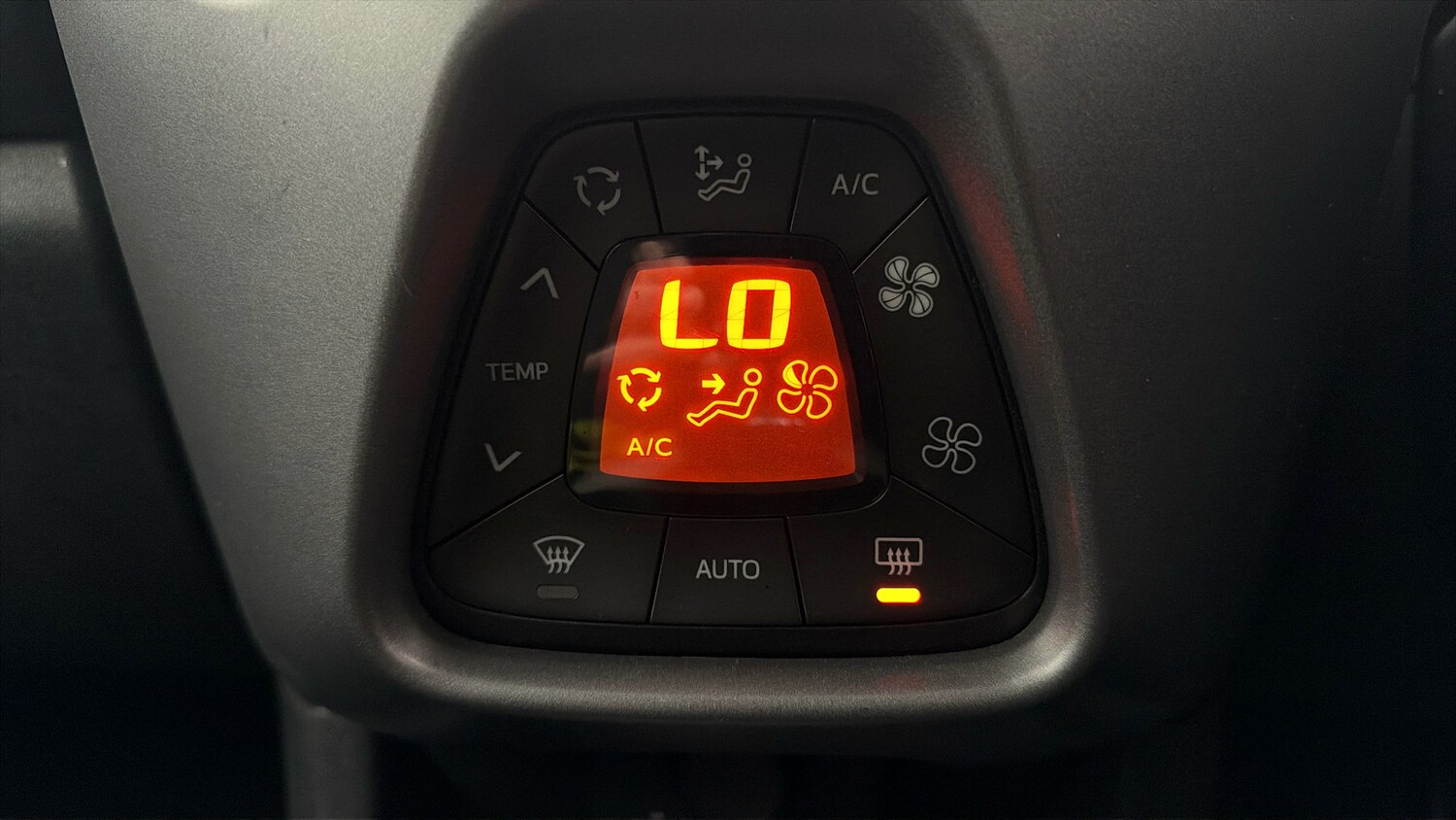 Used Toyota AYGO for sale - 77871846: Photo 11