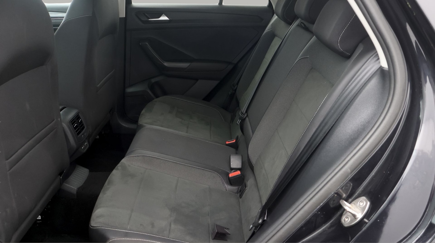 Used Volkswagen T-Roc 2023 for sale - 77381409: Photo 16