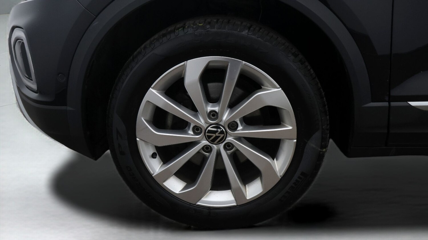 Used Volkswagen T-Roc 2023 for sale - 77381409: Photo 18