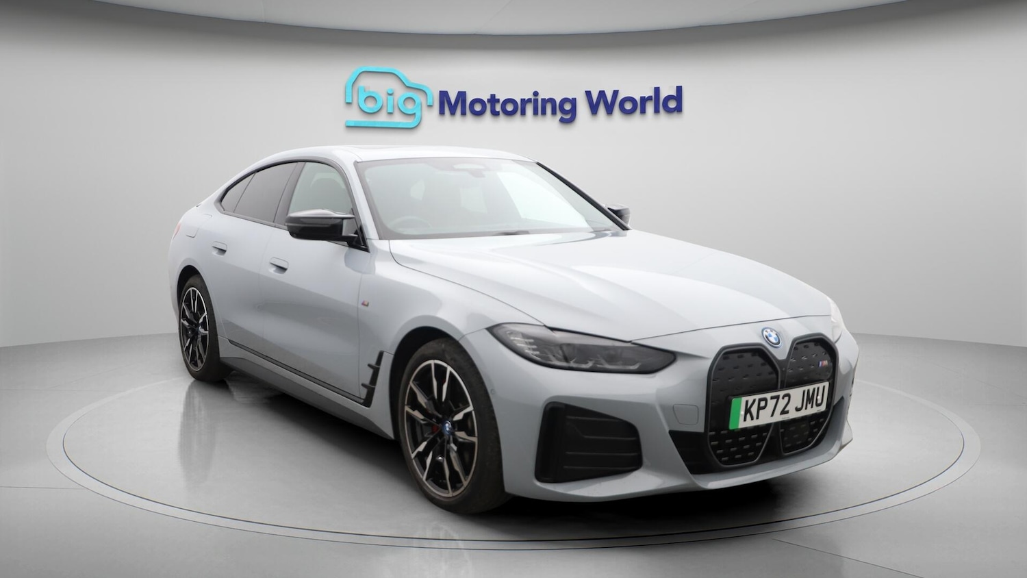 Used BMW i4 for sale - 76735142: Photo 2