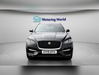 Used Jaguar F-Pace 2019 for sale - 78464474: Photo