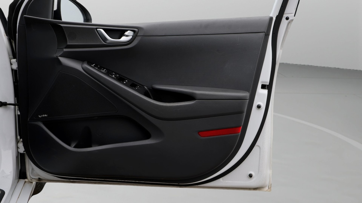 Used Hyundai IONIQ 2019 for sale - 77833332: Photo 15