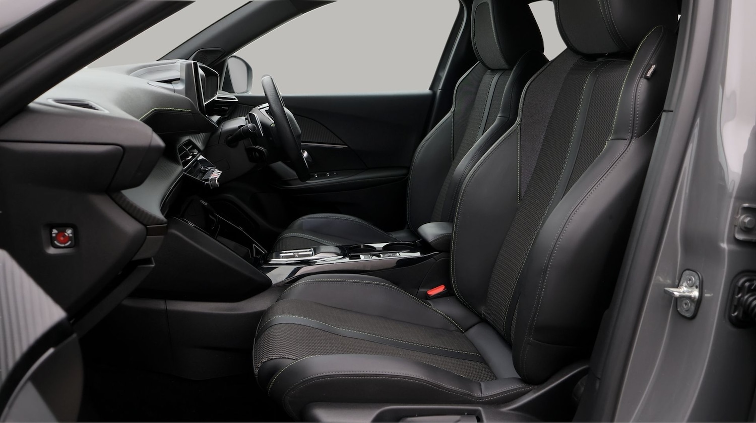 Used Peugeot 2008 2023 for sale - 78084636: Photo 14