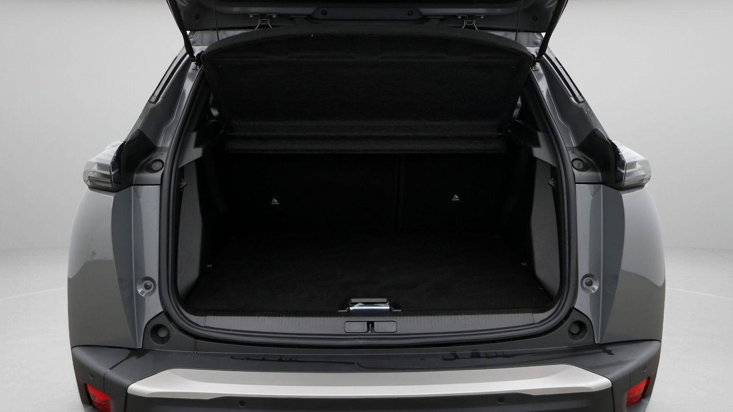 Used Peugeot 2008 2023 for sale - 78084636: Photo 17