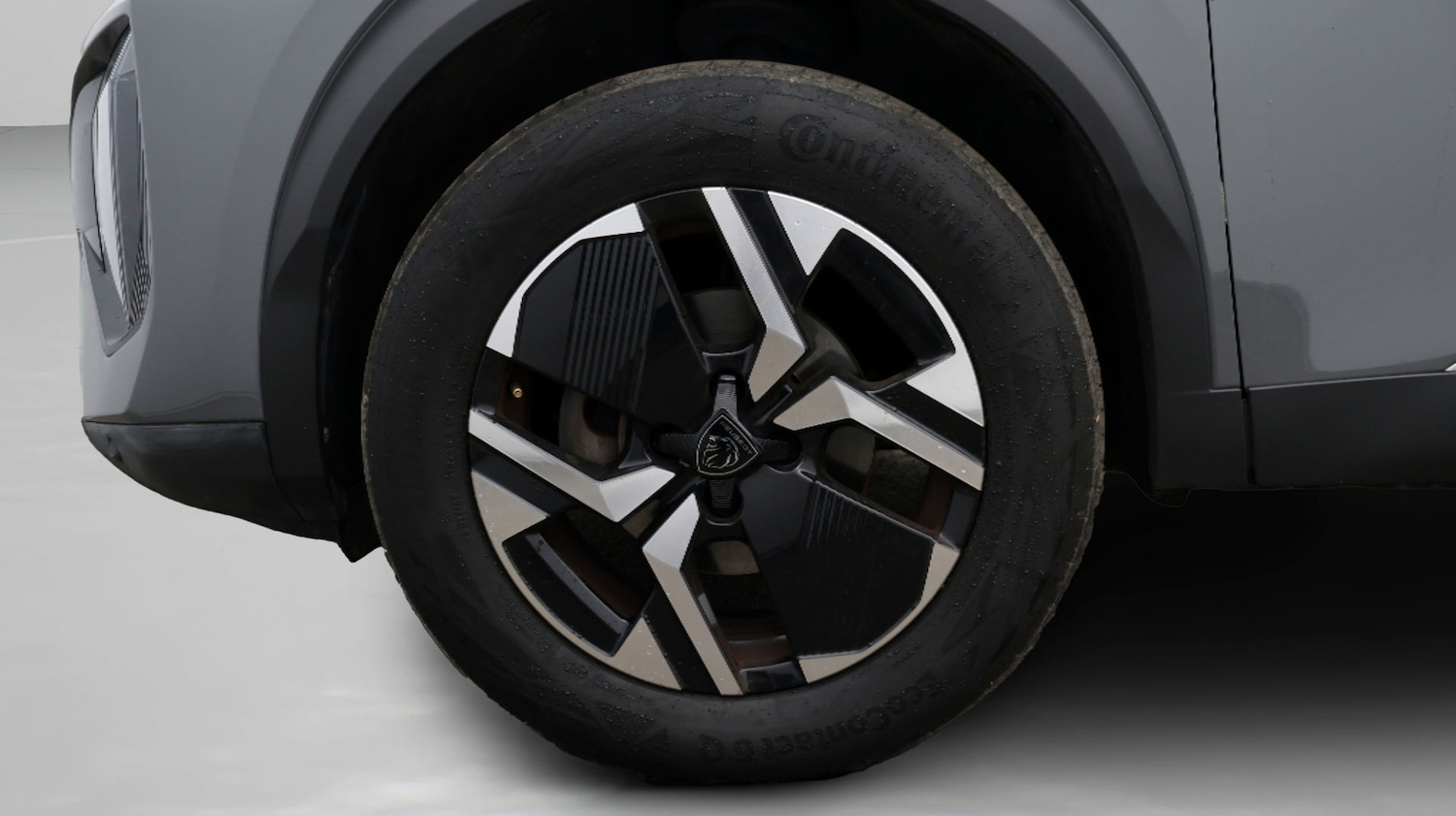 Used Peugeot 2008 2023 for sale - 78084636: Photo 18