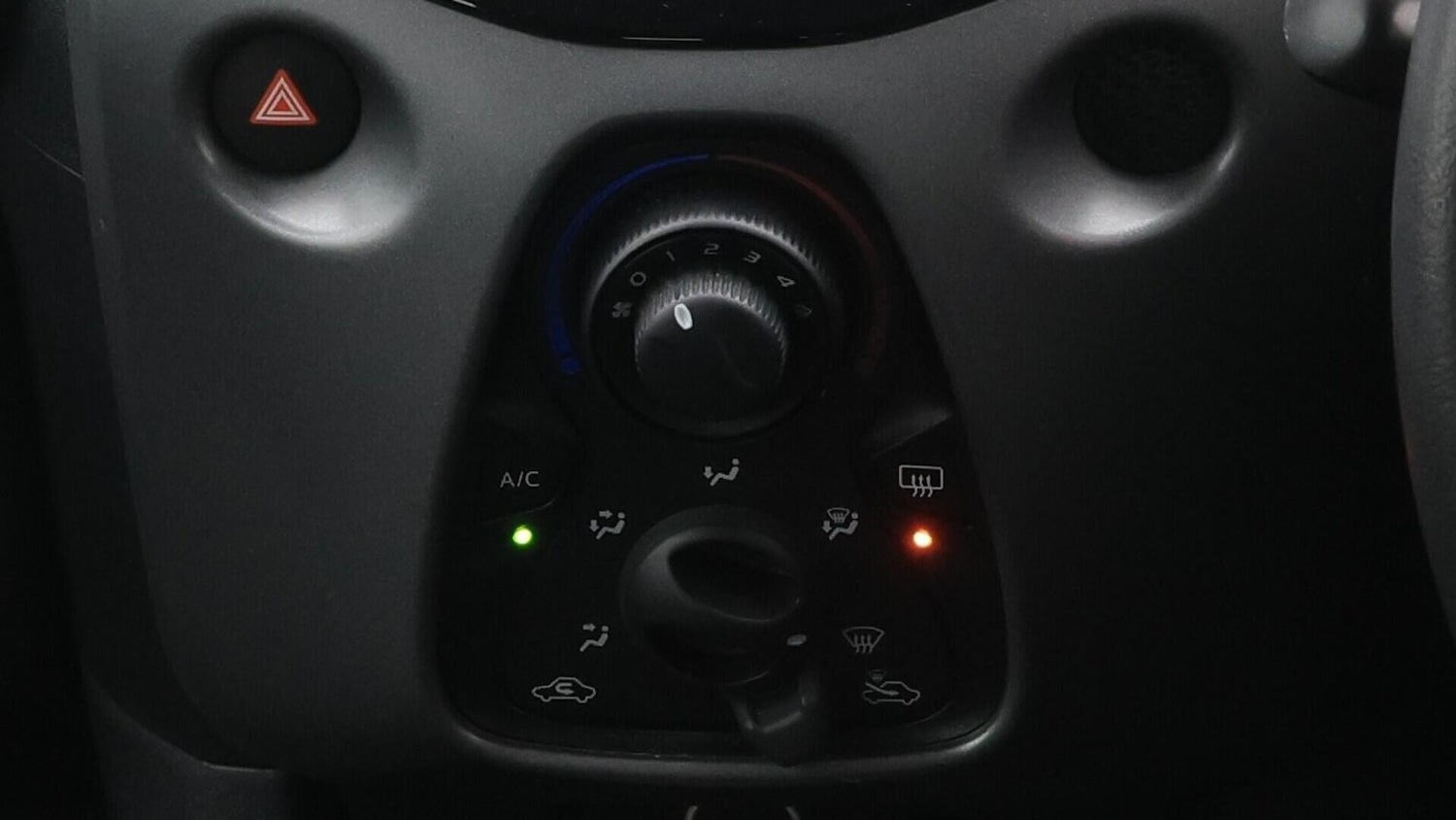 Used Toyota AYGO 2021 for sale - 76325959: Photo 13