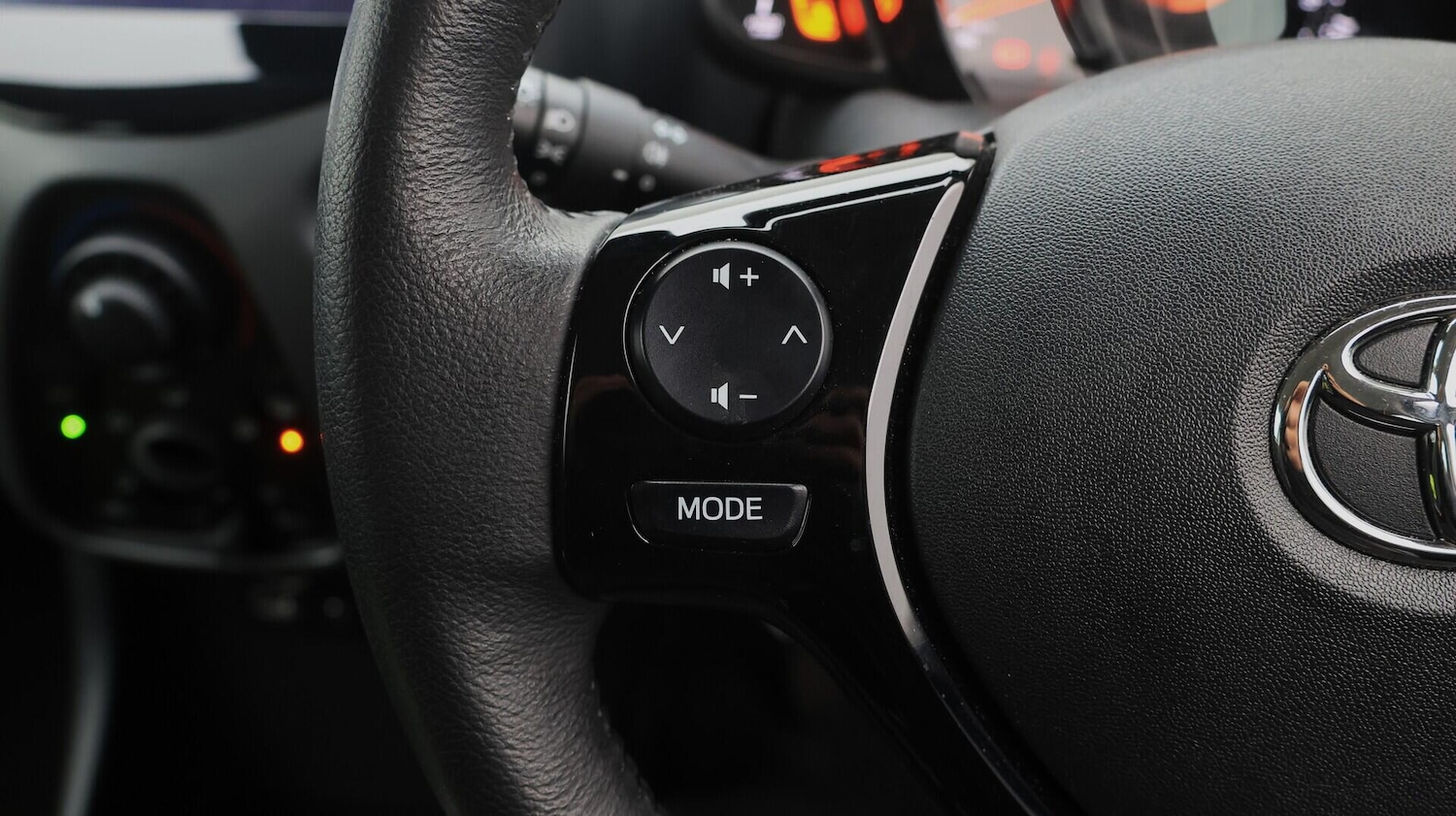 Used Toyota AYGO 2021 for sale - 76325959: Photo 24