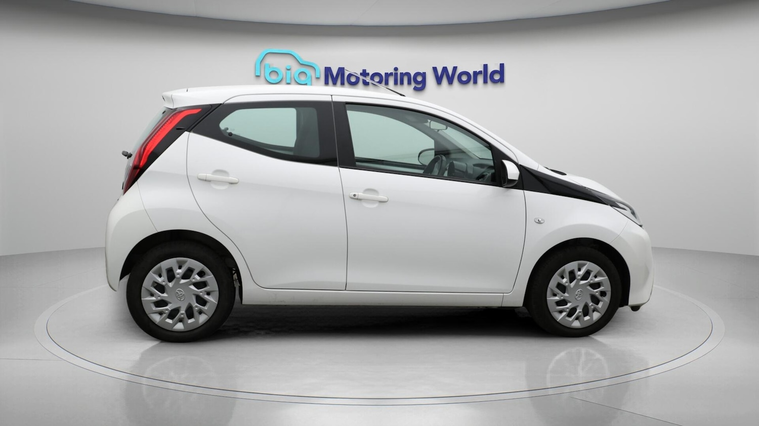 Used Toyota AYGO 2021 for sale - 76325959: Photo 9