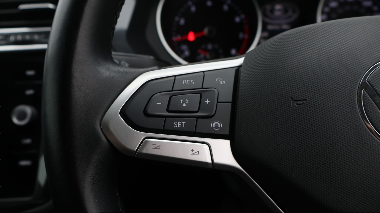 Used Volkswagen Tiguan 2022 for sale - 77196587: Photo 22